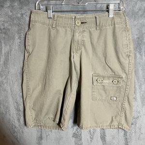 The North Face Shorts Women’s‎ Size 4 Long Khaki Tan Ripstop Hiking